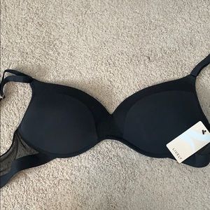 Lively No-Wire Bra 36D - Jet Black
